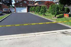 Best Driveway Maintenance Services in Broadview, IL